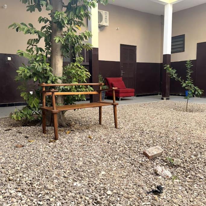 Renovated Gem On The Island Apartment แซ็ง-ลุย ภายนอก รูปภาพ